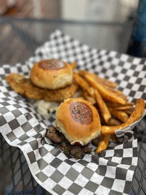 el wings|La Borracha Hamburgerseria .